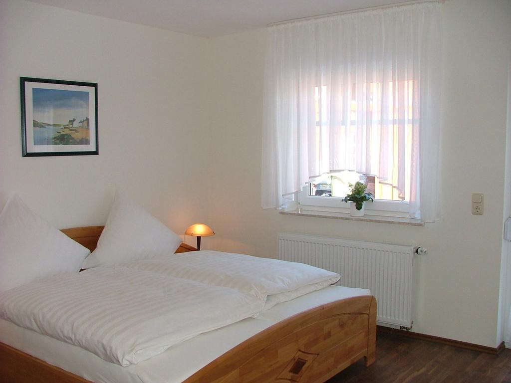 Hotel Thule Carolinensiel Room photo